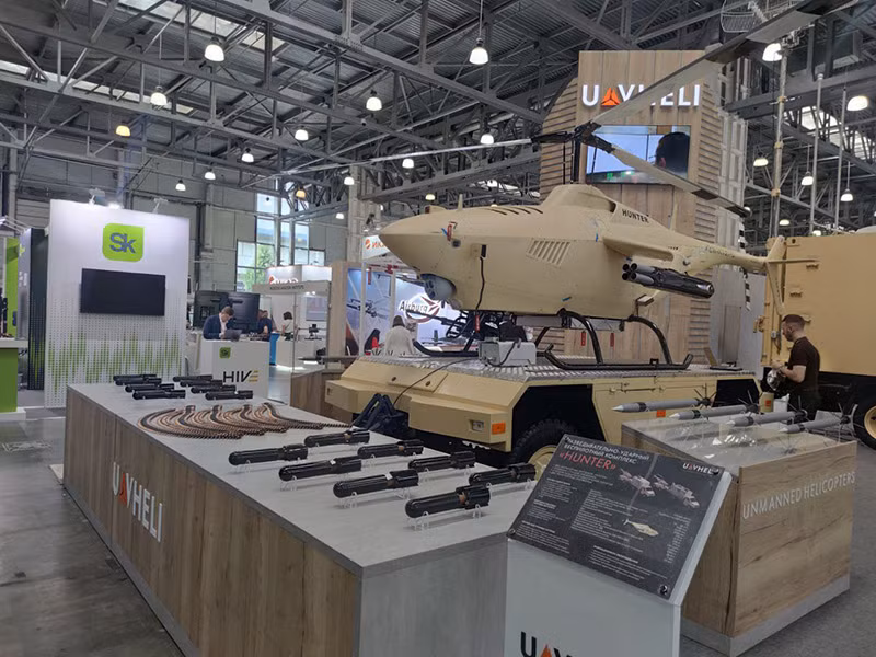 Cận cảnh trực thăng Hunter diệt phương tiện không người lái mặt nước