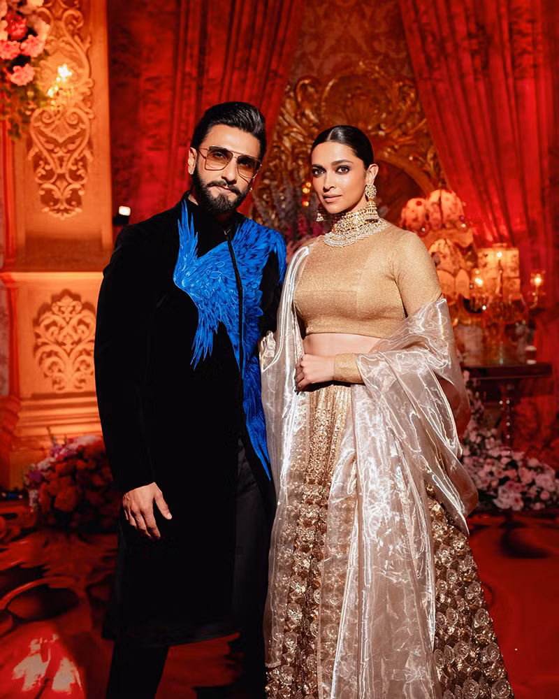 Chùm ảnh người nổi tiếng trong tiệc trước đám cưới xa hoa của con tỷ phú ở Ấn Độ