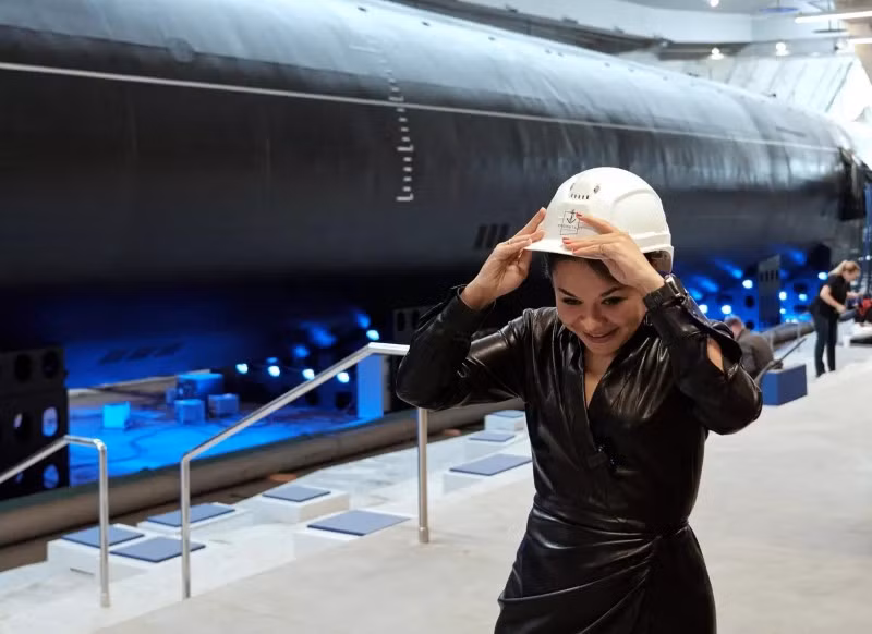 Chùm ảnh công trình phục hồi tàu ngầm hạt nhân đầu tiên của Liên Xô 