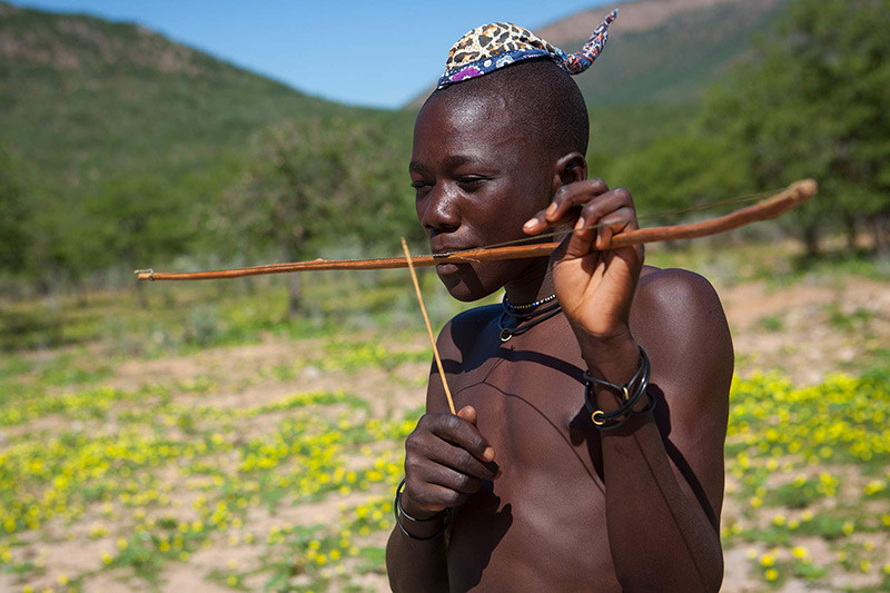 Chùm ảnh những đứa con của cát trong bộ lạc Himba