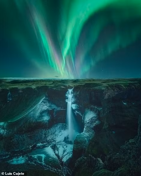 Những bức ảnh cực quang đẹp nhất 2023 