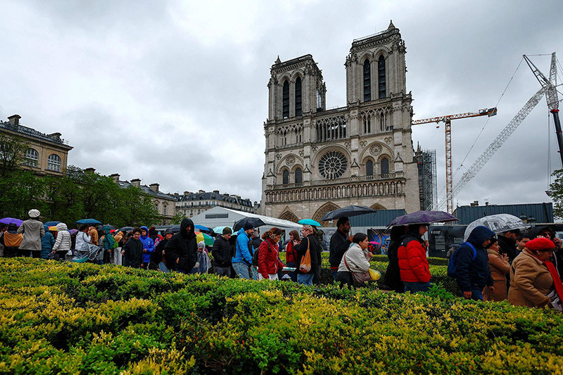 Chùm ảnh nhà thờ Đức Bà Paris 5 năm sau trận hỏa hoạn 