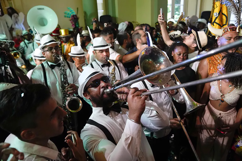 Chùm ảnh rực rỡ lễ hội hóa trang Carnival 2024 ở Brazil