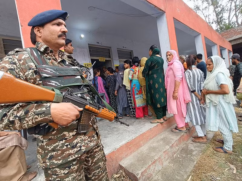 Chùm ảnh Ấn Độ tổ chức cuộc bầu cử lớn nhất thế giới