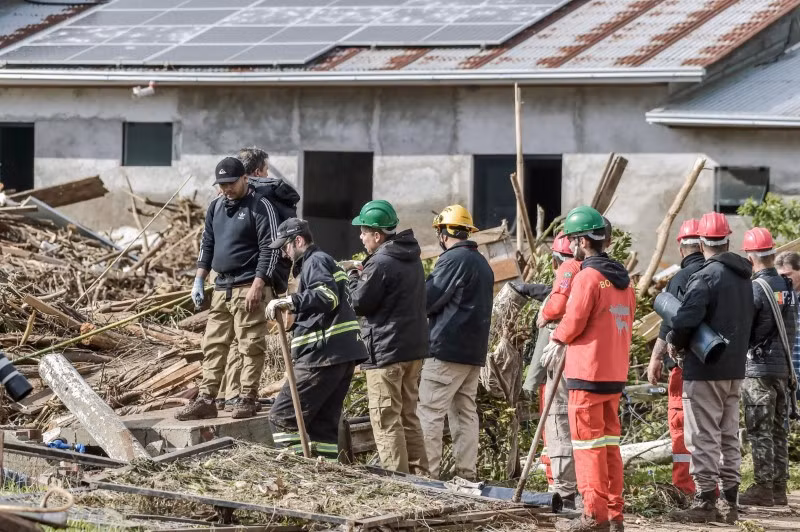 Chùm ảnh lũ lụt kinh hoàng càn quét Brazil, ít nhất 31 người thiệt mạng 