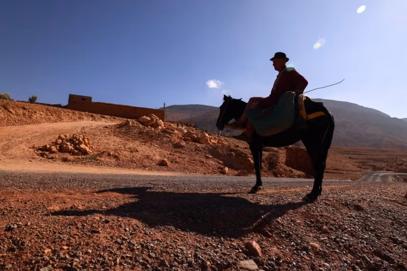 Ảnh những vị cứu tinh sau động đất ở Maroc 