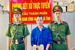 Trần Văn Huy tại phòng xét xử.