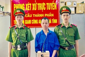 Trần Văn Huy tại phòng xét xử.