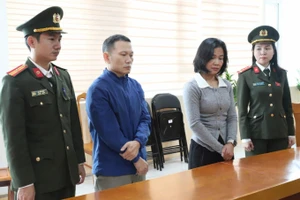 Công an Hà Tĩnh bắt tạm giam bà Hường và đồng phạm. (Ảnh: CAHT)