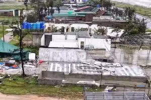 Hà Tĩnh chịu nhiều thiệt hại sau khi bão Bualoi càn quét qua. 