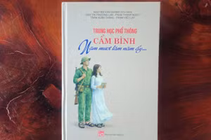 Tâm điểm của Chương trình Mạch nguồn và Khát vọng là dịp ra mắt cuốn sách “THPT Cẩm Bình – Năm mươi lăm năm ấy…”