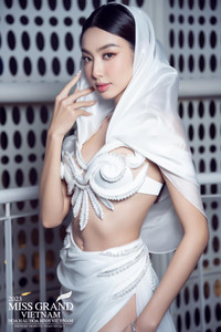 Nghi vấn Thùy Tiên được ưu ái để nổi bật trên sân khấu Miss Grand Vietnam