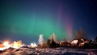 Vũ điệu màu sắc đầy mê hoặc của bắc cực quang ở Nga