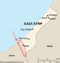 Chùm ảnh bức tường chặn biên giới Ai Cập - Gaza khi Israel tăng cường không kích