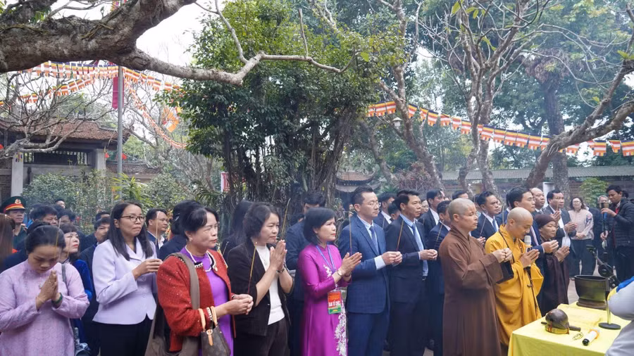 tay-phuong-3.jpg