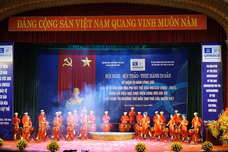 con-uoc-5.jpg