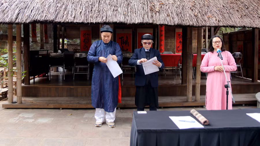 hoi-chu-xuan-2.jpg