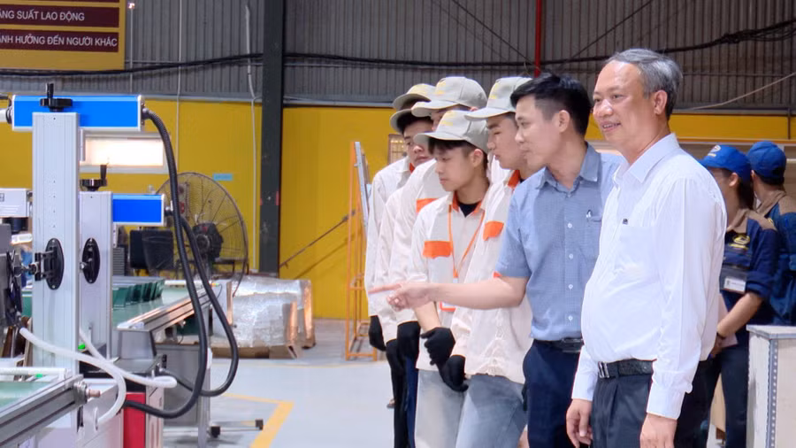 Trường Cao đẳng Kinh tế và Công nghệ tỉnh Ninh Bình hợp tác với doanh nghiệp mang lại trải nghiệm môi trường làm việc chuyên nghiệp cho học sinh, sinh viên.