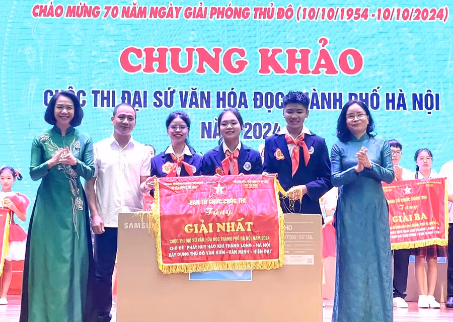 Hà Nội trao giải cuộc thi Đại sứ Văn hóa đọc năm 2024