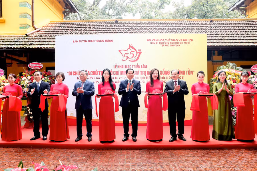di chuc hcm 1.jpg