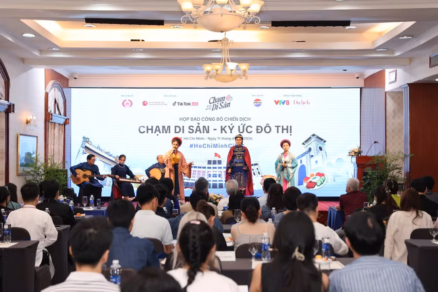 "Chạm Di sản - Ký ức đô thị" là chuỗi livestream khám phá văn hóa, kiến trúc, ẩm thực và những câu chuyện đặc sắc của TPHCM - Ảnh: quydisan.