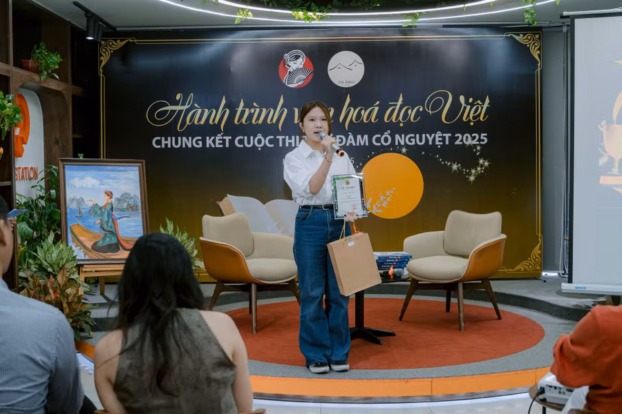 thu-dam-co-nguyet-3.jpg