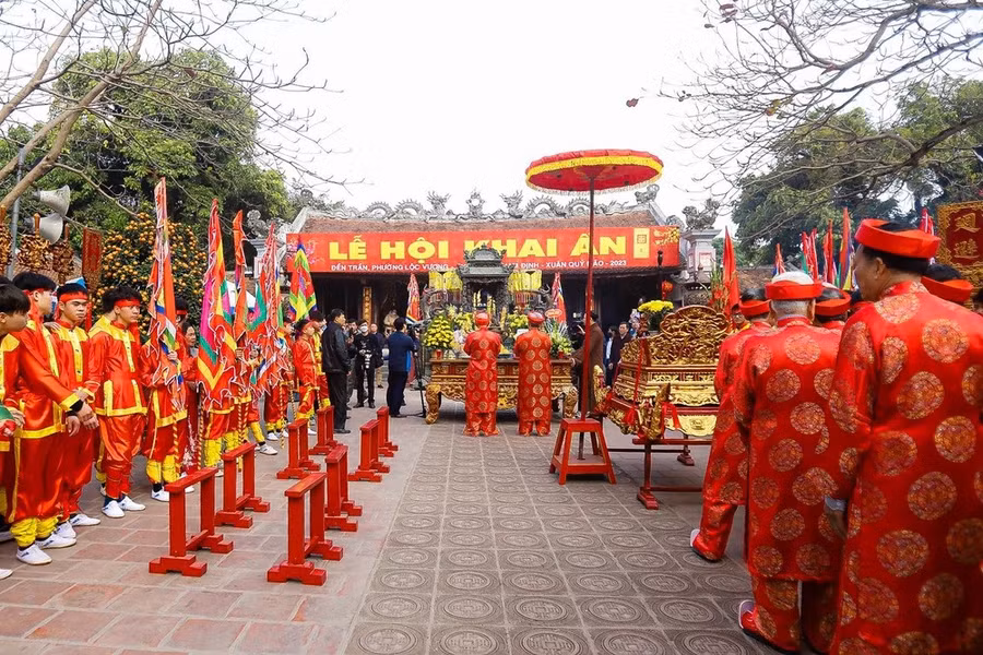 Đảm bảo Lễ hội Khai ấn đền Trần được trang nghiêm và an toàn