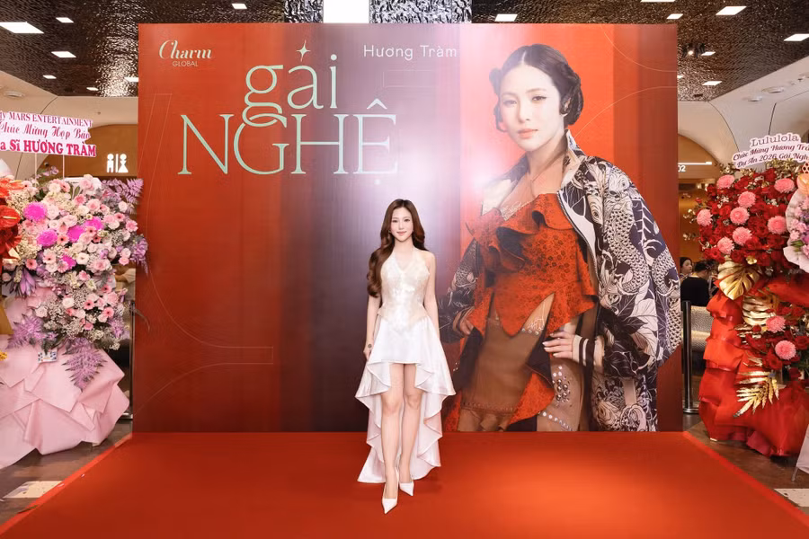 gai-nghe-2.jpg
