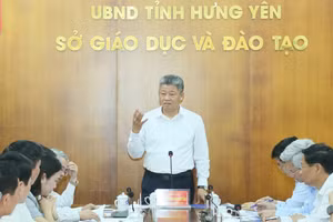 Ông Nguyễn Mạnh Quyền - Chủ tịch UBND tỉnh Hưng Yên. Ảnh: Tất Đạt