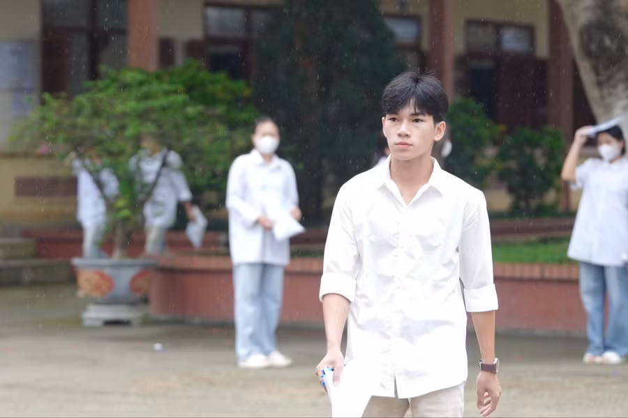 Thu-khoa-2