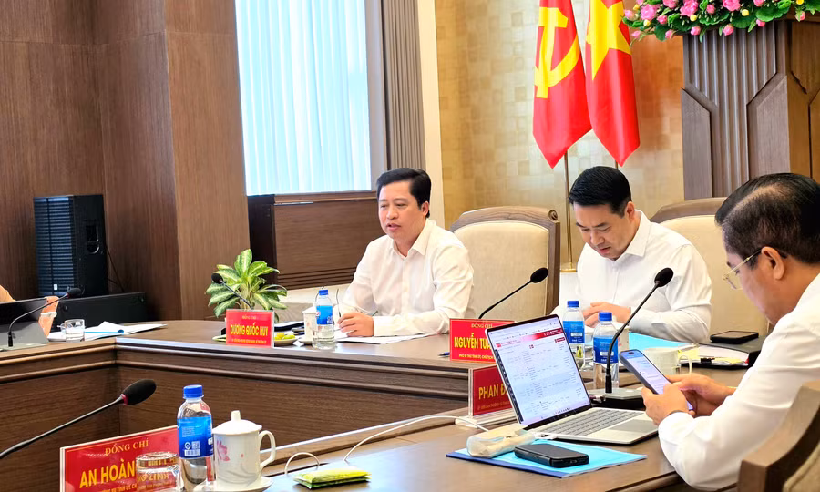 truc-tuyen-lc-1.jpg