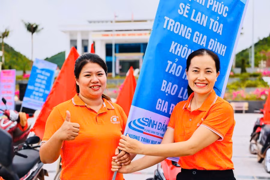 binh-dang-gioi.jpg