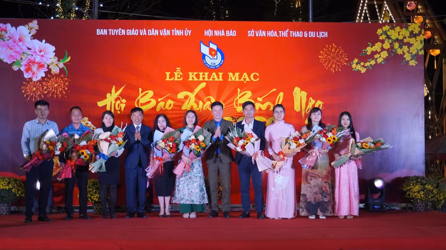 hoi-bao-xuan-db-12.jpg