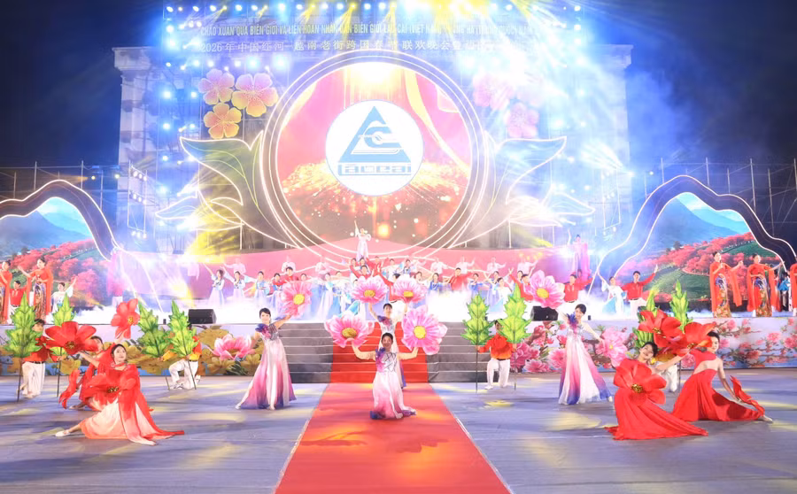 lc-van-nghe.jpg