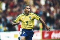 ronaldo-de-lima-elle-man-12.jpg