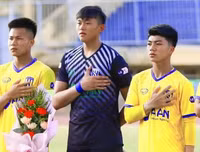uploaded-minhquanbna-2022-09-24-bna-nguyen-bao-ngoc-trong-mau-ao-u17-slna-1356.jpg