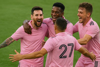 messi2-0856.png