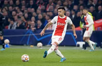 lisandro-martinez-ajax.png