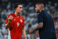 kluivert2-64930265855104764844407.jpg