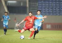 geovane-lap-cu-hat-trick-ghi-ban-tai-vong-2-v-league-2309105243.jpg