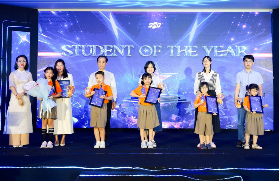 Lễ tôn vinh “Học sinh của năm” dành cho học sinh khối tiểu học của trường TH & THCS FPT.