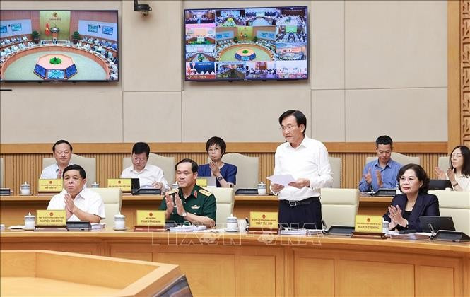 Bộ trưởng, Chủ nhiệm Văn phòng Chính phủ Trần Văn Sơn phát biểu. Ảnh: Dương Giang/ TTXVN. Bộ trưởng, Chủ nhiệm Văn phòng Chính phủ Trần Văn Sơn phát biểu. Ảnh: Dương Giang/ TTXVN.
