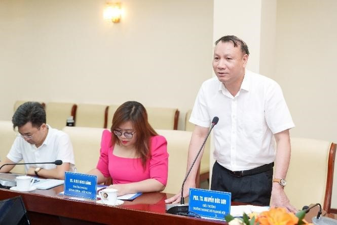 PGS. TS. Nguyễn Đức Sơn – Hiệu trưởng Trường Đại học Sư phạm Hà Nội phát biểu. 350.jpg
