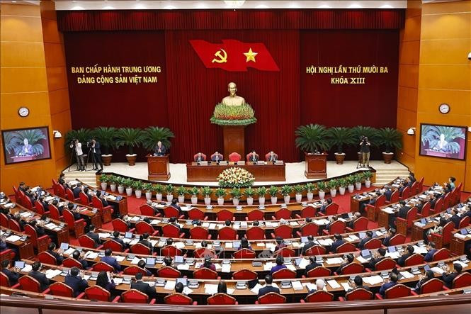 Phiên khai mạc Hội nghị lần thứ mười ba, Ban Chấp hành Trung ương Đảng khoá XIII. Ảnh: Doãn Tấn/TTXVN Phiên khai mạc Hội nghị lần thứ mười ba, Ban Chấp hành Trung ương Đảng khoá XIII. Ảnh: Doãn Tấn/TTXVN