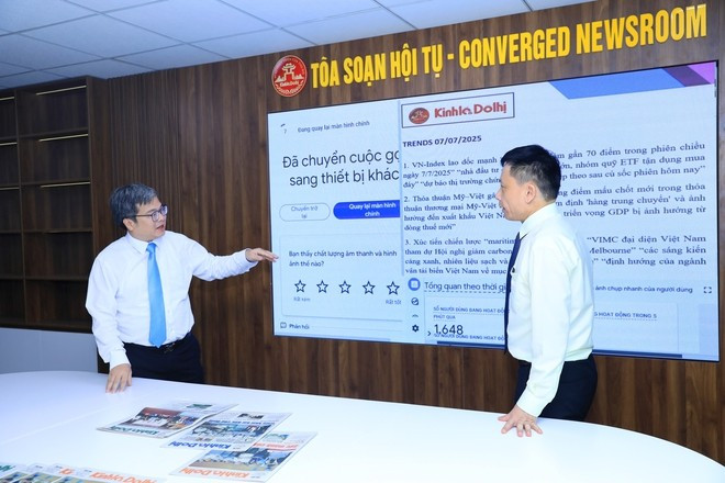Phó Chủ tịch UBND TP Trương Việt Dũng tham quan Báo Kinh tế và Đô thị và nghe báo cáo về mô hình Tòa soạn hội tụ Phó Chủ tịch UBND TP Trương Việt Dũng tham quan Báo Kinh tế và Đô thị và nghe báo cáo về mô hình Tòa soạn hội tụ