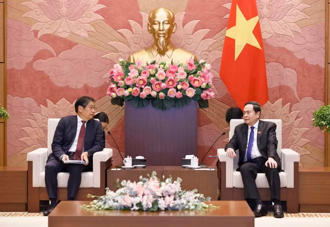 Chiều 9/10/2024, tại Nhà Quốc hội, Chủ tịch Quốc hội Trần Thanh Mẫn tiếp Đại sứ Nhật Bản tại Việt Nam Ito Naoki. (Ảnh: Doãn Tấn/TTXVN)