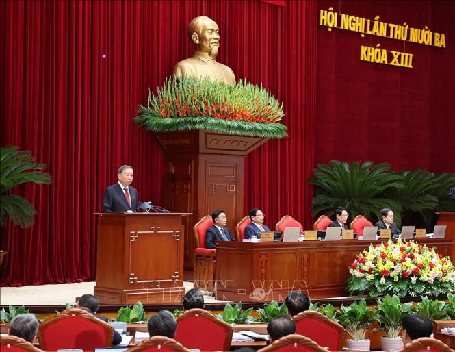 Tổng Bí thư Tô Lâm phát biểu khai mạc Hội nghị lần thứ mười ba, Ban Chấp hành Trung ương Đảng khoá XIII. Ảnh: Thống Nhất/TTXVN Tổng Bí thư Tô Lâm phát biểu khai mạc Hội nghị lần thứ mười ba, Ban Chấp hành Trung ương Đảng khoá XIII. Ảnh: Thống Nhất/TTXVN