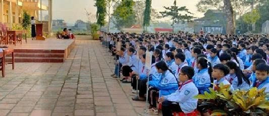 Một buổi truyền thông CSSKSS cho trẻ tại trường học. Ảnh Tô Hà. 66.jpg