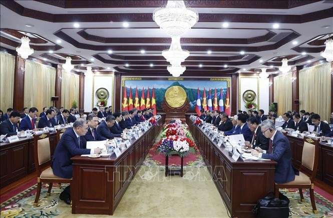 Tổng Bí thư Tô Lâm và Tổng Bí thư, Chủ tịch nước Lào Thongloun Sisoulith hội đàm. Ảnh: Thống Nhất/TTXVN