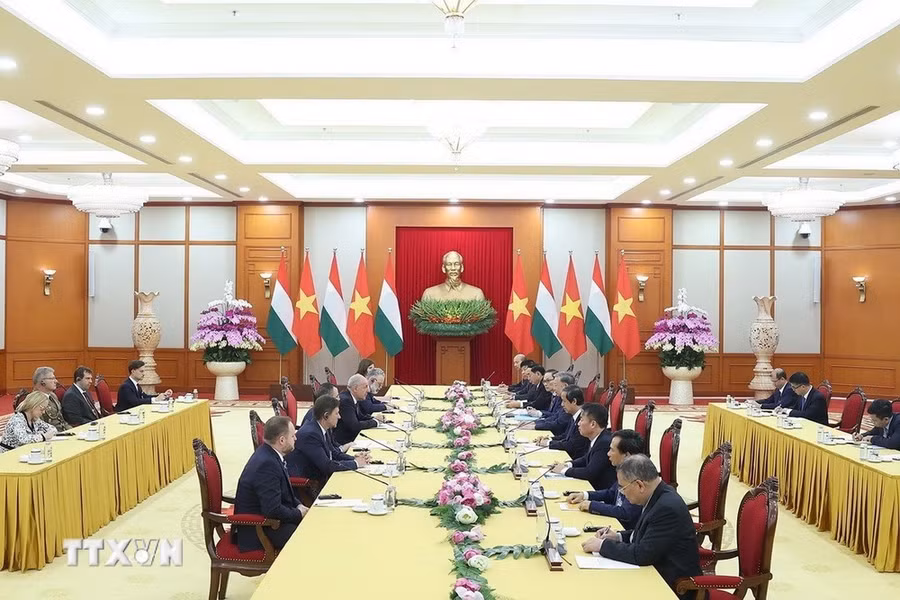 Tổng Bí thư Tô Lâm tiếp Tổng thống Hungary Sulyok Tamas thăm chính thức Việt Nam. (Ảnh: Thống Nhất/TTXVN)